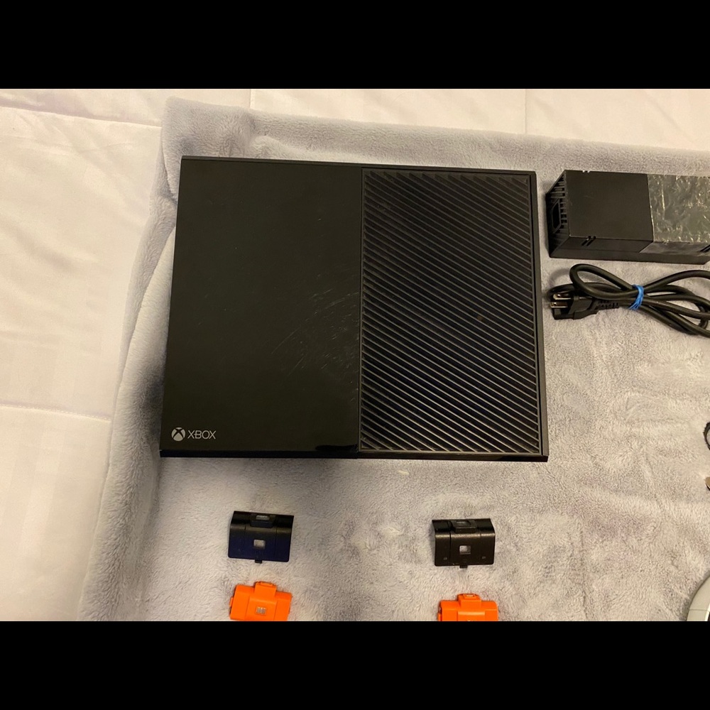 XBOX ONE BUNDLE